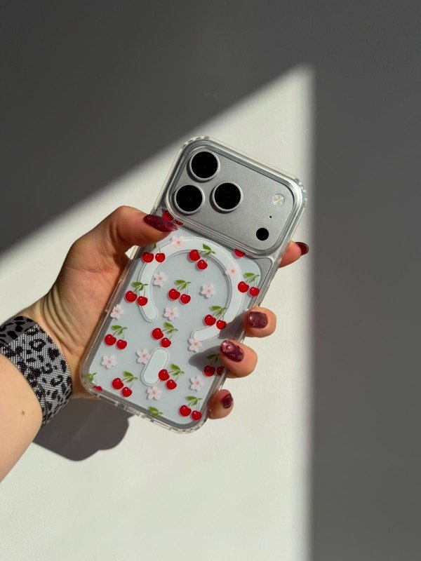 Producto - Case tpu magsafe diseño cerezas