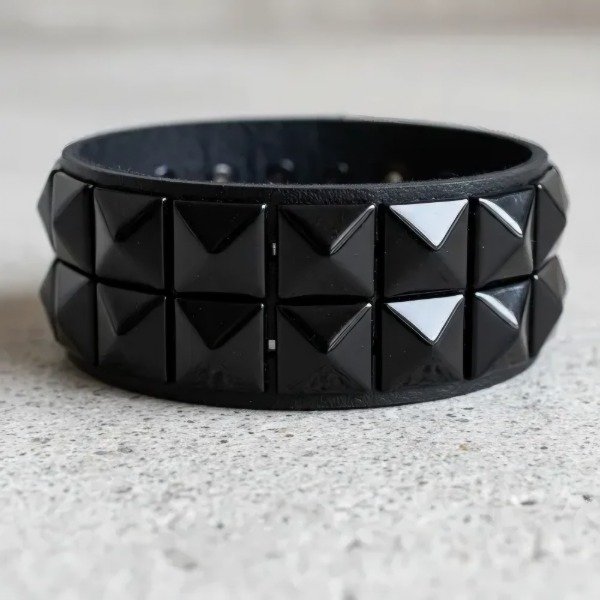 Producto - Pulsera Tachas Muñequera Black - 1