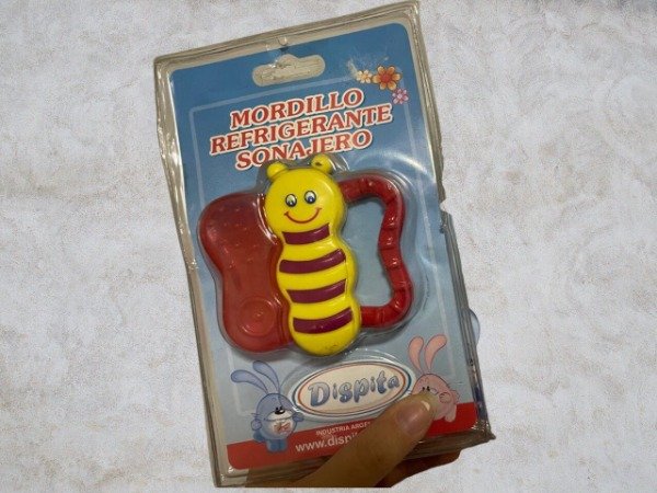Producto - Mordillo Refrigerante Mariposa Dispita