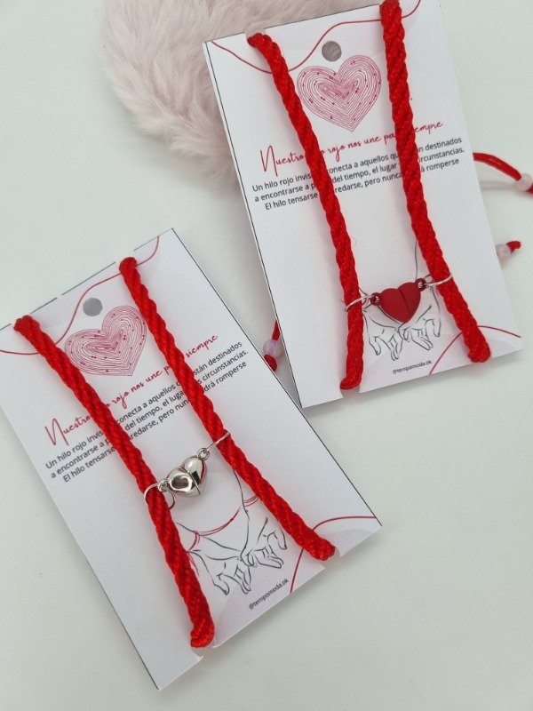 Producto - Tarjeta pulseras para compartir roja lisa corazon imantado