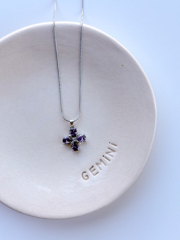 Producto - Collar Settia Violeta