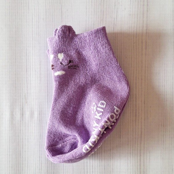 Producto - Media Antideslizante XL Lila Fuerte