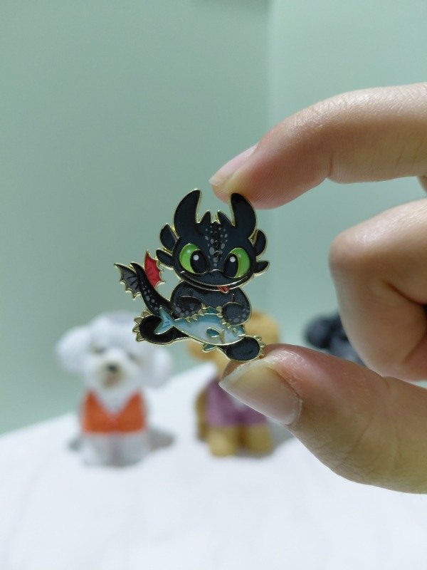 Producto - Pin metalizado - Chimuelo de Como entrenar a tu dragón #3324