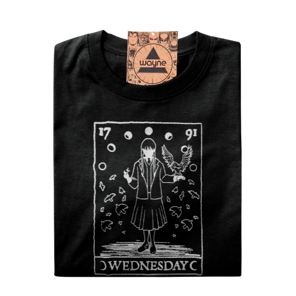 Producto - Remera Merlina Wednesday modelo 2