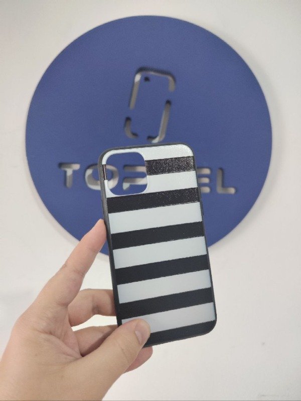 Producto - FUNDA RÍGIDA CON DISEÑO IPHONE 11 PRO