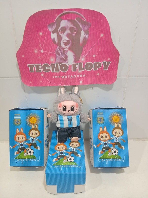 Producto - Labubu sorpresa selección argentina