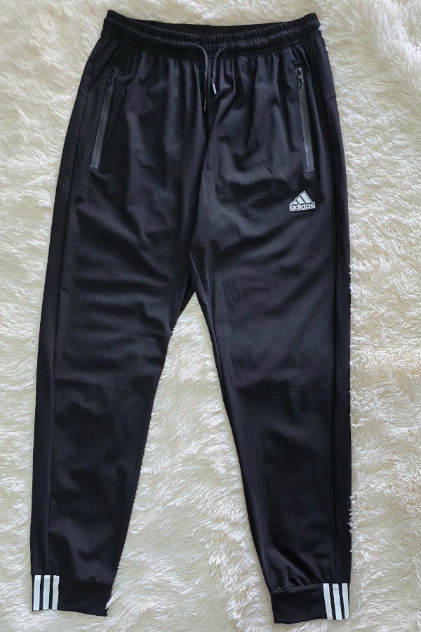 Producto - Jogger Adidas Tela Ultra-Liviana