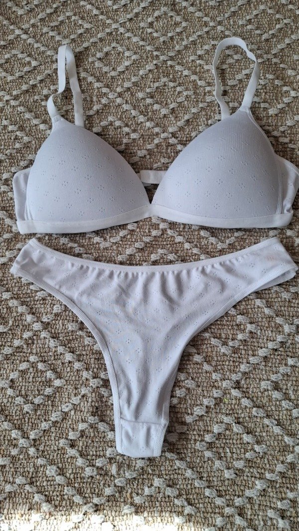 Producto - Conjunto Triangulo (Lovely6034)