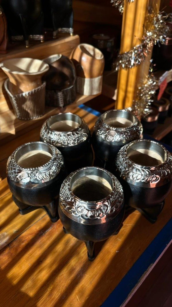 Producto - TORPEDO CINCELADO SOBRE LACRE