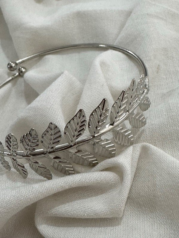 Producto - Brazalete plateado - 4