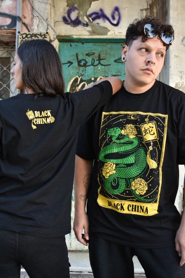 Producto - Remera Serpiente