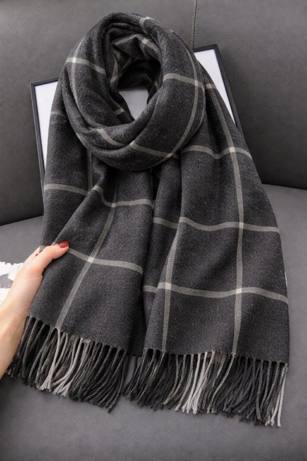 Producto - RUANA - GRIS II