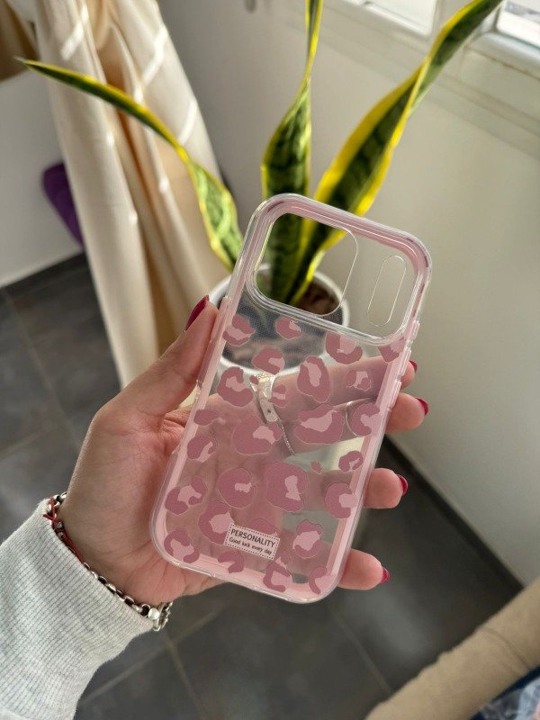 Producto - Funda Personality Pink (Iphone 17 Pro)