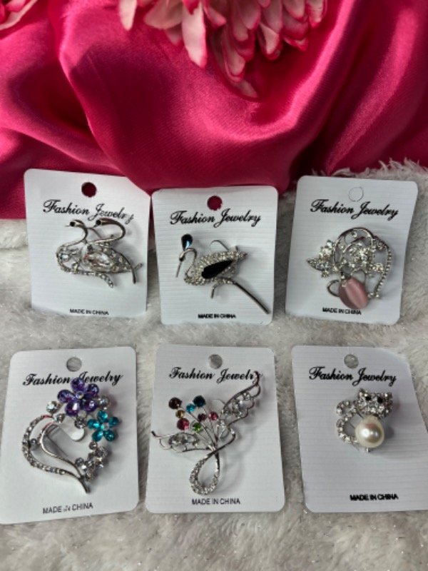 Producto - Broche para ropa-Diferentes modelos