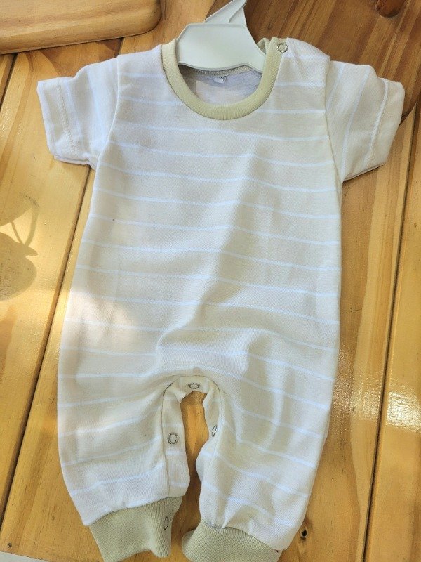 Producto - ENTERITO RAYADO BEIGE - transferencia 14.960