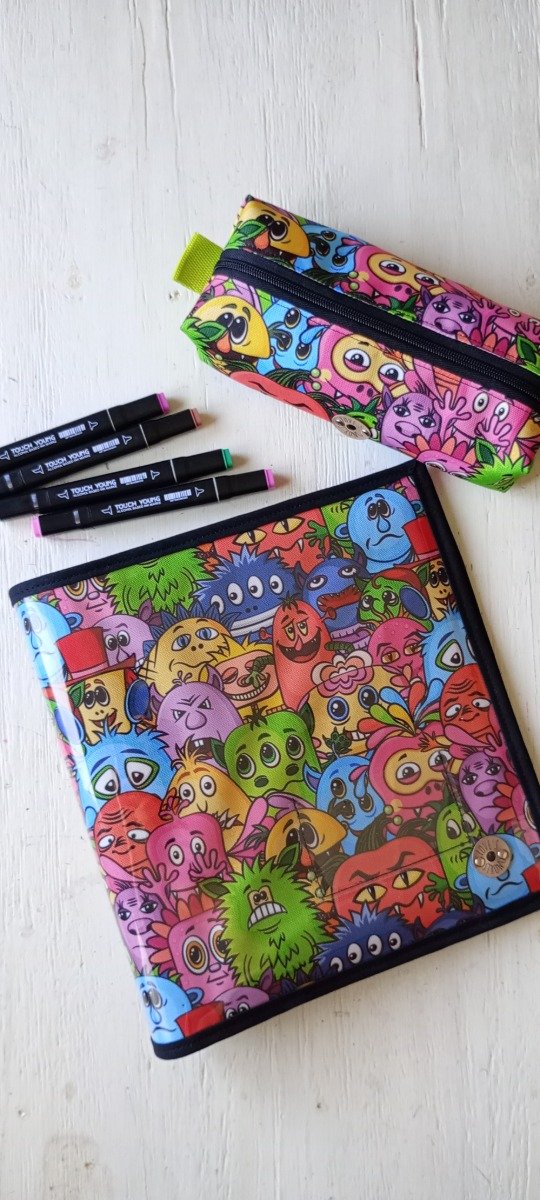 Producto - Funda para carpeta Monstruos EN STOCK