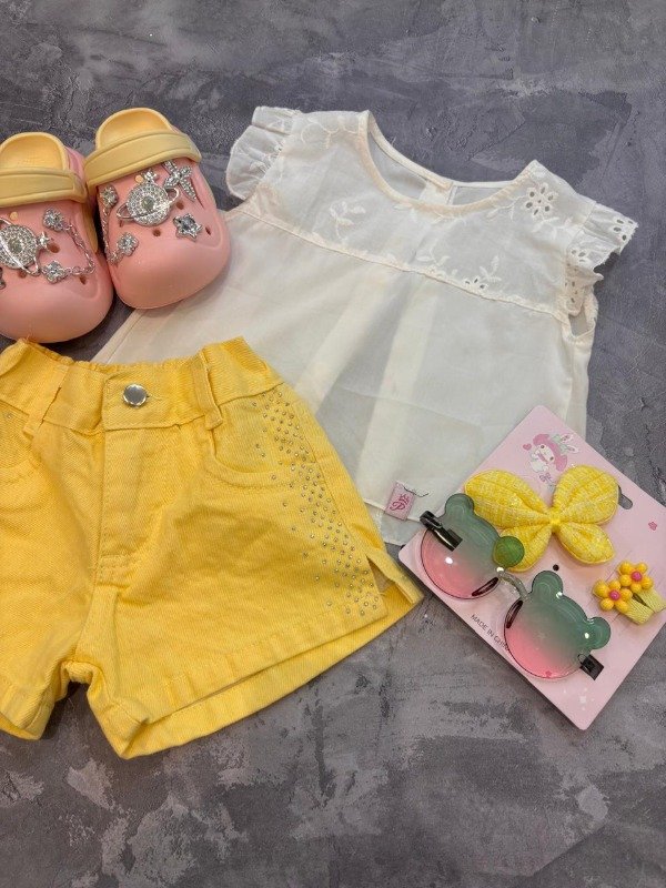 Producto - Short amarillo beba brillos