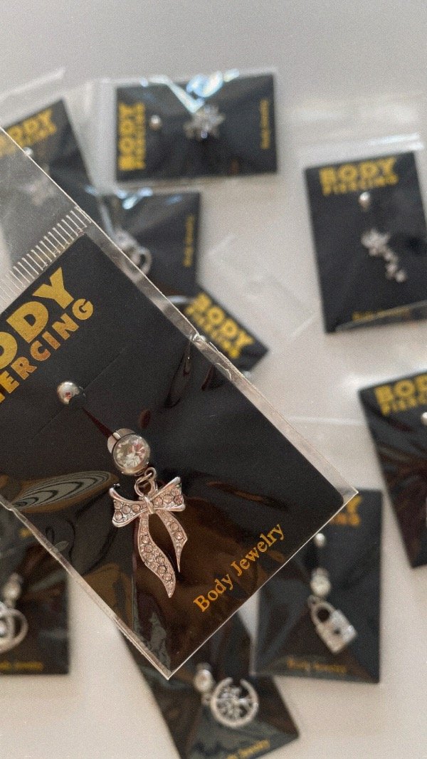 Producto - Piercing ombligo. Moño