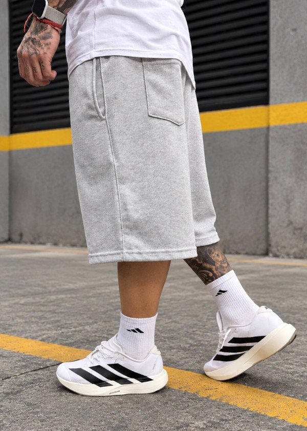 Producto - Bermuda Oversize Gris - 1