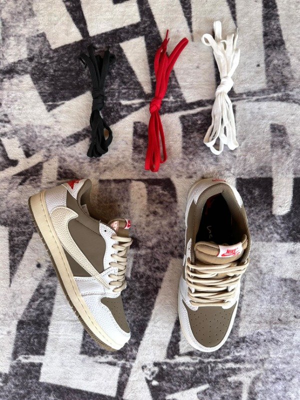 Producto - Jordan Low "Travis Scott Reverse Mocha" - 0