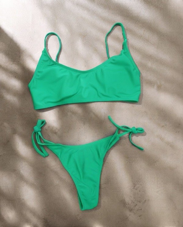 Producto - Bikini con top y less regulable AL COSTO - 0