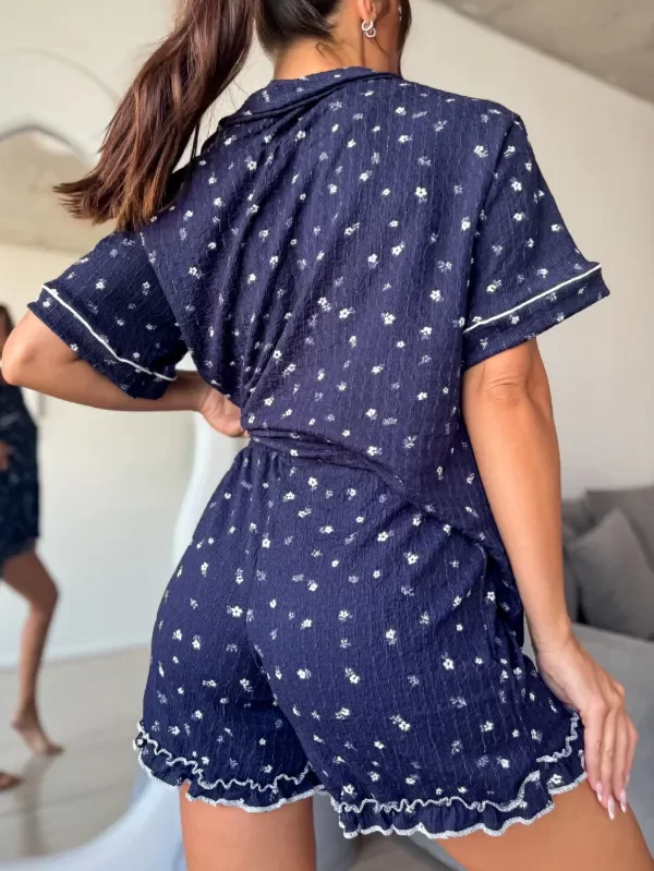 Camisero corto azul con volados — imagen 2