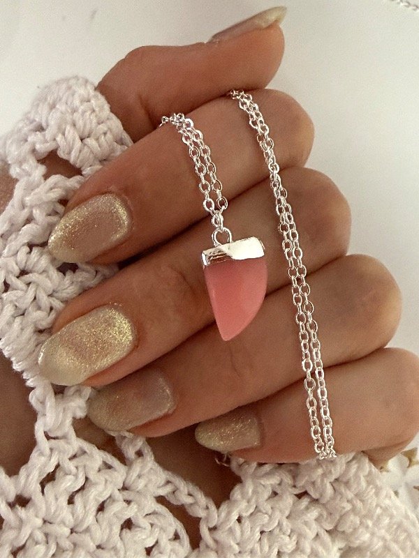 Producto - CB590 Collar con piedra color salmón acero blanco 45 cm