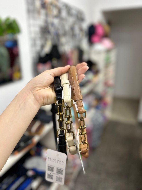 Producto - Cinto cuerina regulable fino