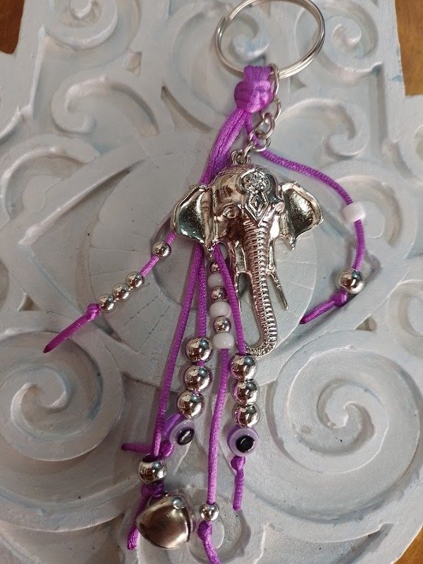 Producto - LLAVERO ELEFANTE LILA
