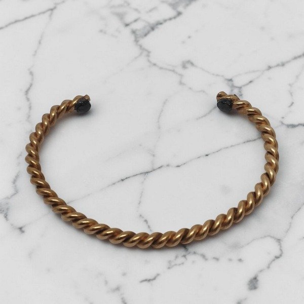 Producto - Pulsera Torzada Magnetoterapia