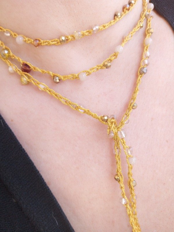 Producto - Collar mil vueltas dorado