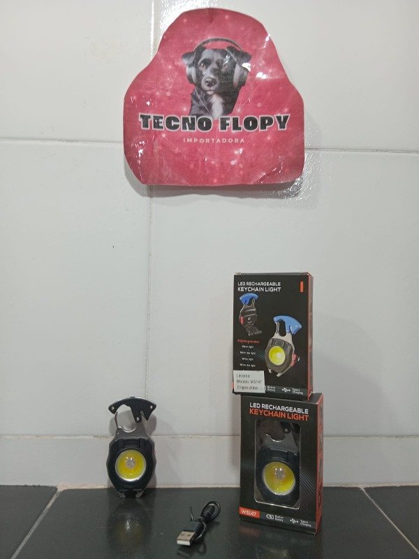 Producto - Luz llavero multiuso recargable