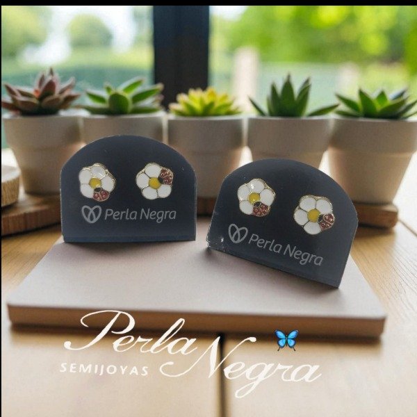 Producto - Aritos Margarita con vaquita de Antonio