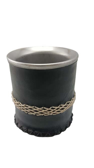 Producto - Mate de acero inoxidable,  forrado con cuero vacuno