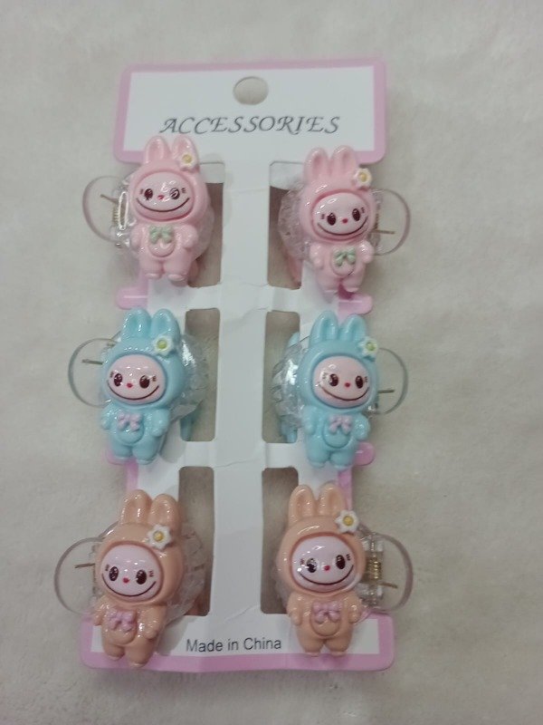 Producto - Mini Broche Labubu Moño