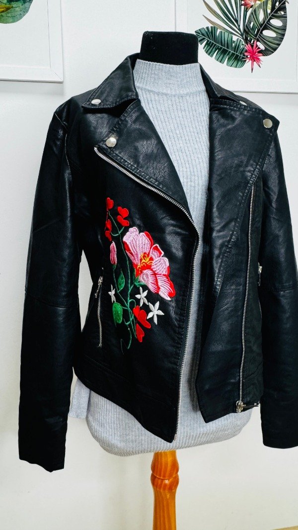 Producto - Campera Ecocuero Flor