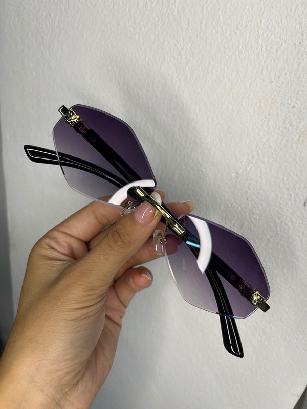 Producto - Lentes tendencia triangulo