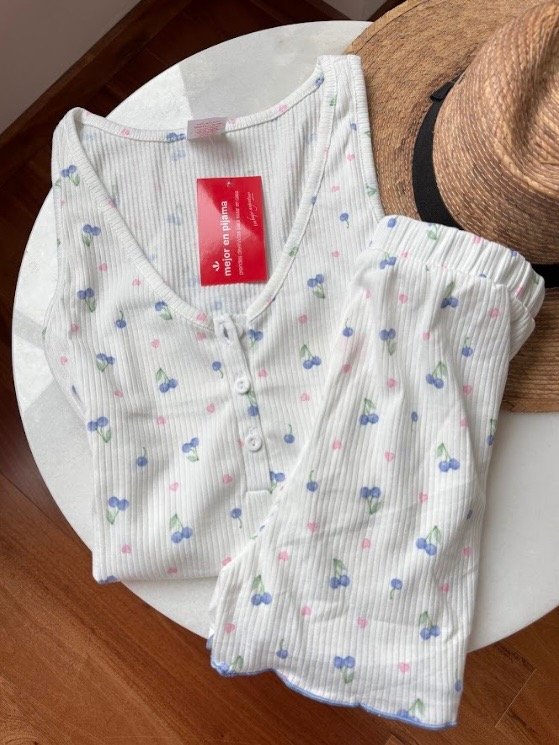 Producto - Pijama celeste morley