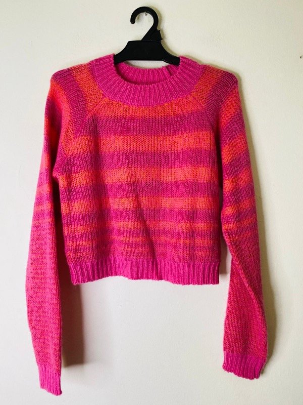 Producto - Sweater Rayado Rosa