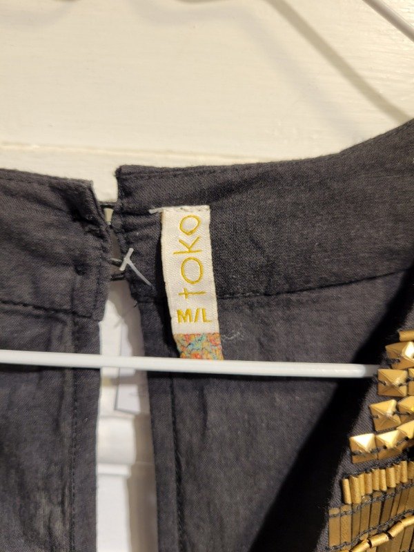 Producto - Mono TOKO negro con bordados y paillettes Talle M/L - PRECIO: 76X - 4