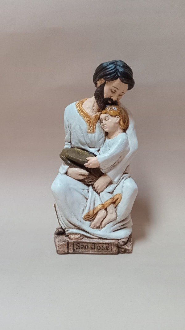 Producto - San José con niño Jesús pintado 20 cm. - SJP19
