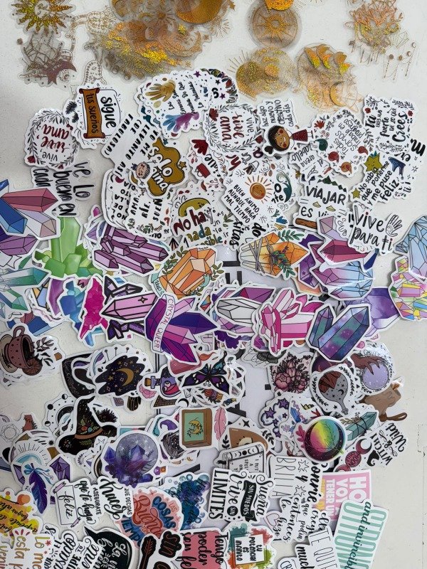 Producto - 10 STICKERS SURTIDOS