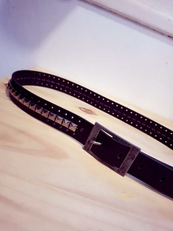 Producto - Cinto cuero con tachas