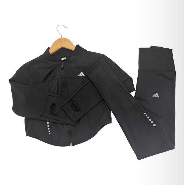 Producto - Conjunto lycra adi