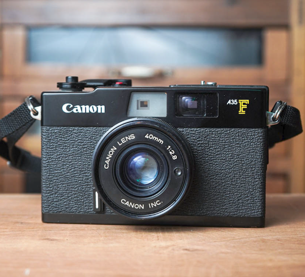 Producto - Canon A35F 40 MM 2.8