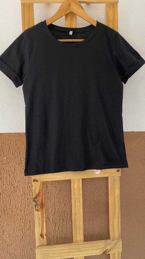 Producto - MANGAS CORTAS BÁSICAS DE ALGODÓN (3 colores) - 2
