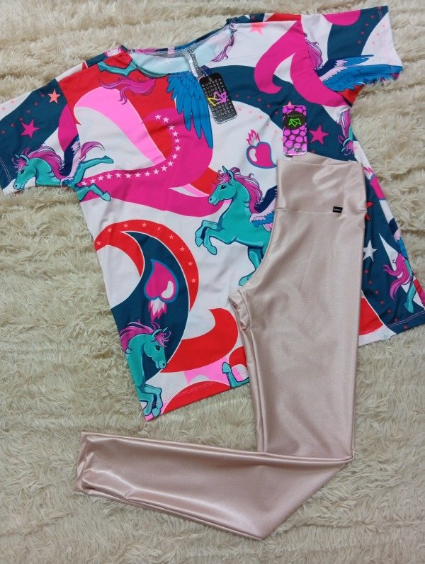 Producto - Conjunto chupín shine y remeron unocornio
