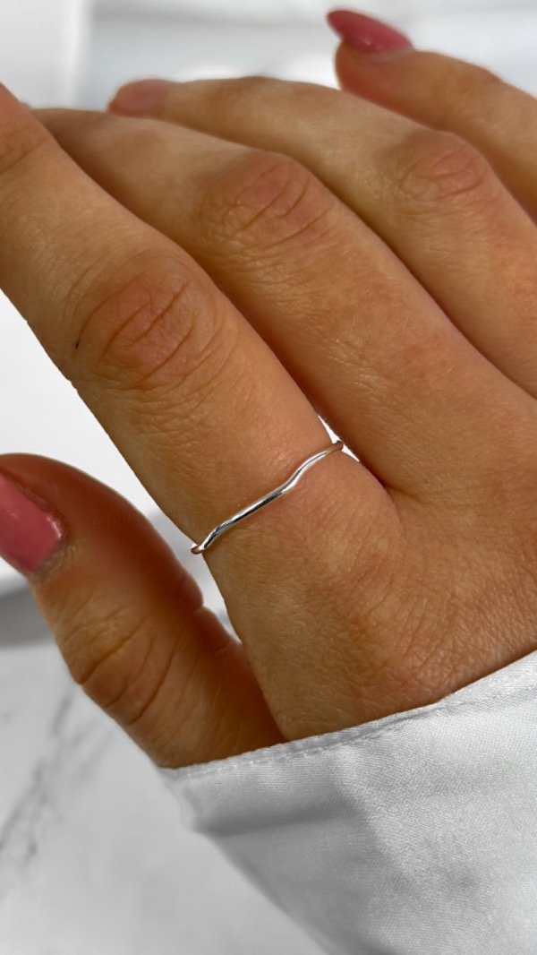 Producto - Anillo cinta irregular