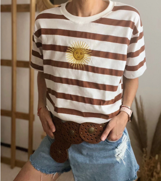 Producto - REMERA SOL BORDADO RAYAS