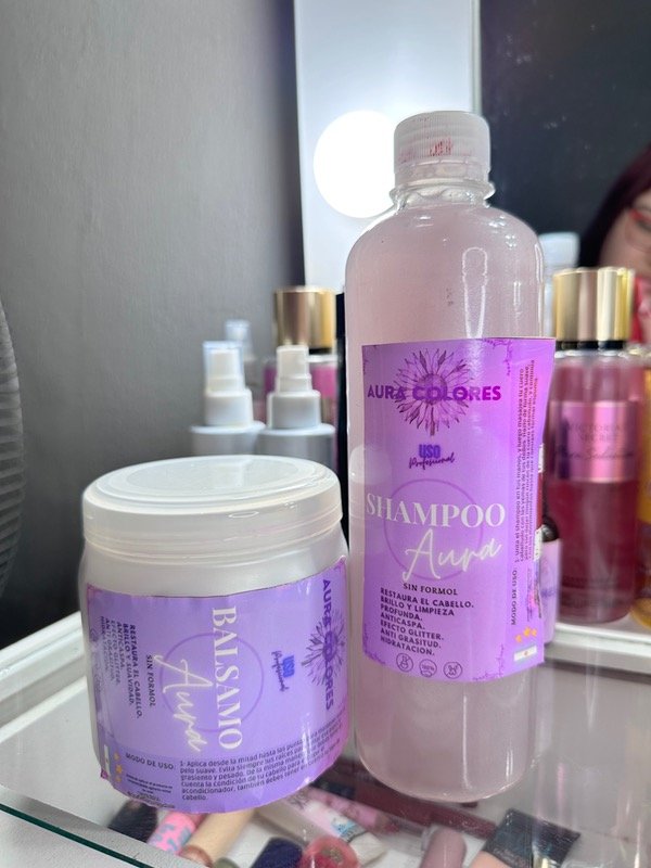 Producto - Combo shampoo Aura y bálsamo Aura de 500gr